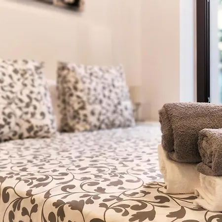 아파트 Chic Apartments Deluxe
