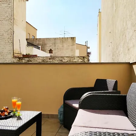 Chic Apartments Deluxe 아파트 *